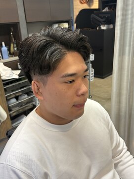 オモテサンドウ バーバー(OMOTESANDO BARBER) フェザーショート