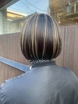 ルーチェ(Luce)&nbsp;丸みショートボブ/ミニボブ/ハイライト/デザインカラー/個性派