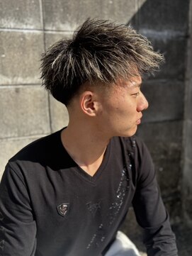 クロム(CHROM) 【いかつさNO1】メンズフェード短髪×ハイライト