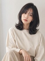 ワゴンバイアフロート(Wagon by afloat)&nbsp;くびれミディアム×ハッシュカット×大人レイヤー30代40代池袋