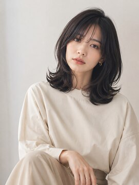 ワゴンバイアフロート(Wagon by afloat) くびれミディアム×ハッシュカット×大人レイヤー30代40代池袋