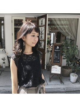 マウロア(MAULOA) ''小顔カット×透明感たっぷりツヤ髪カラー''  中西 英美子