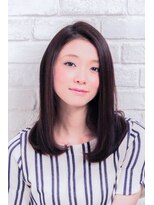 美容室 アモール(amor) 前髪なし　切りっぱなしワンレン 鎖骨でおさまる黒髮ヘア