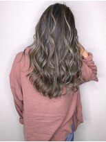 イリス バイ アルティナ 武蔵小杉店(Iris by artina)&nbsp;コントラストハイライト×グレージュ【Iris武蔵小杉】