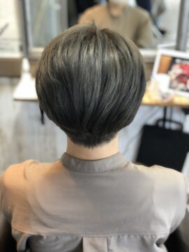 ヘアーリゾートガーデンバイトロント 船橋法典店(Hair Resort Garden by Toronto) フェザーショート【船橋、西船橋、市川大野、新船橋、塚田】