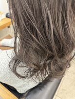 リュクスバトーバイトリコ 船橋南口店(Luxe BATEAU by tricot) Sheer Beige × Brown