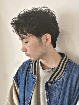 サロン(SALON)の写真/かっこいい旬なスタイルで幅広い年代から支持多数!!精鋭スタイリスト達のカット技術で毎朝のセットも楽に♪