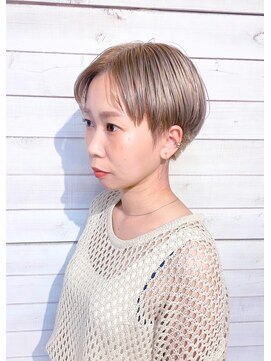 ヘアーサロン カヴィエ(hair salon covie) Wカラーペールグレージュ　ハイトーンベリーショートヘア