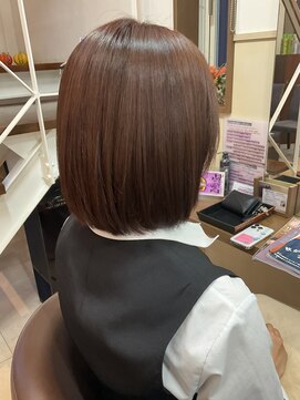 コアフィールフィス(COIFFURE fils) 【見附　今町】M3Dカラー　ピンクレッドカラー
