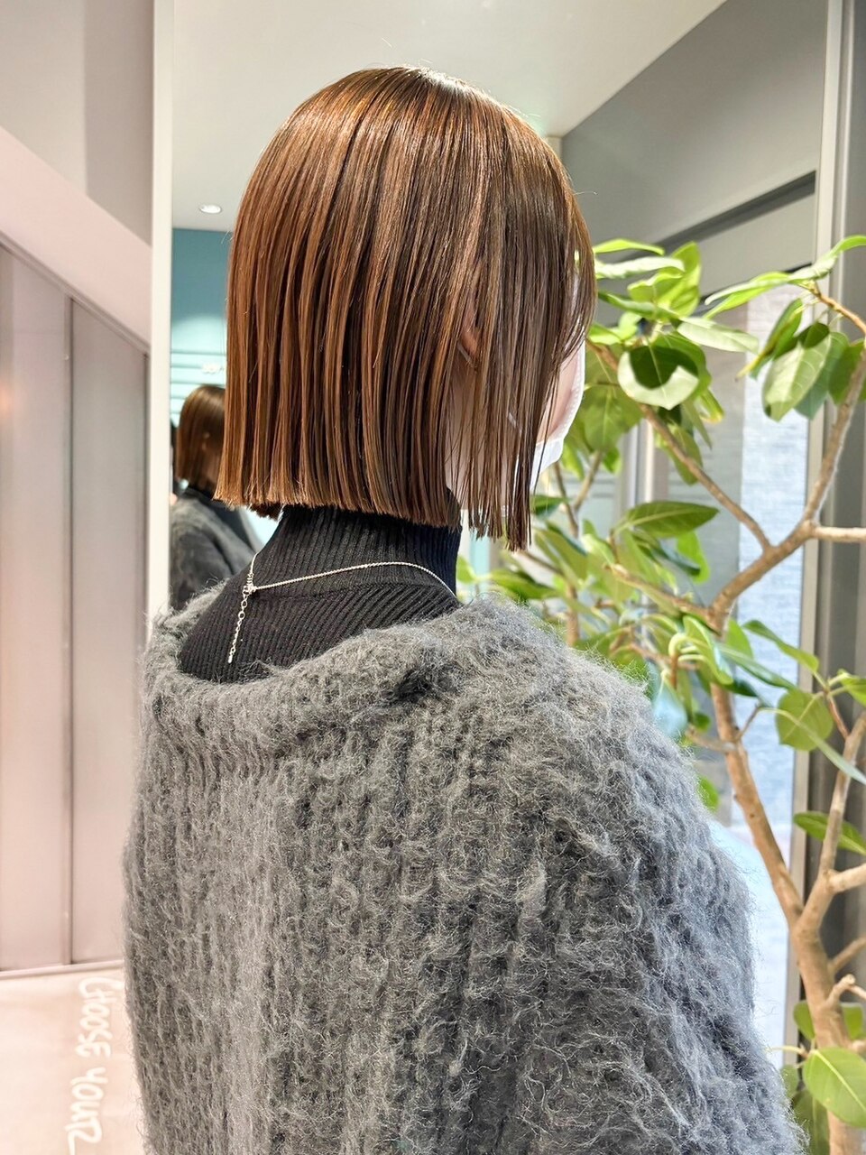2026年春】切りっぱなしボブ デザインカラーの髪型・ヘアアレンジ