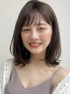 ガーデン 銀座(GARDEN) イメチェン ホワイトブロンド 外ハネボブ 美髪 ワイドバング