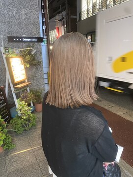 ラピス 福岡天神店(Lapis) ミルクティーベージュ/ベージュ