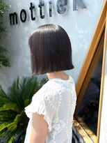 モティーク(mottiek)&nbsp;切りっぱなしボブ