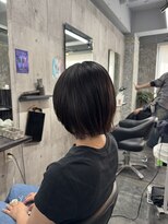 コワファースト長崎シャンプーボーイ 2nd(COIFF1RST 長崎 SHAMPOO BOY)&nbsp;ぱつっとボブ ぱつっと外ハネボブ