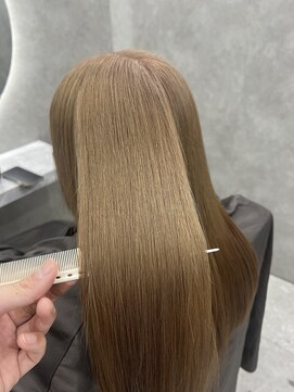 ミルクティーベージュ