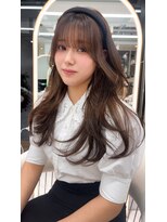 ロンドルピナス 小倉(Lond Lupinus) ミディアムレイヤーカット/似合わせカット/大人ガーリー/20代