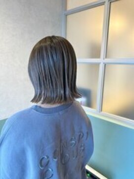 ambitious 東青梅店【アンビシャス】【4月1日OPEN(予定)】 切りっぱなし外はねボブエモージュカラーグレージュ