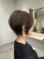 アオ(Ao) 丸みショート