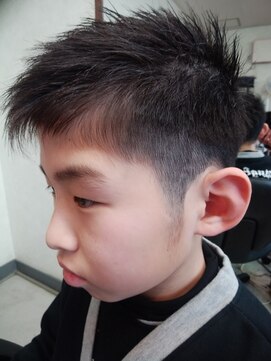 ウィット アンド ラファム Wit &La Famme プチアシメのメンズカット お子様バージョン