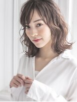 シャンプー 本店(SHAMPOO)&nbsp;柔らかな透け見えベビーバングで誰よりsweetな愛されミディ