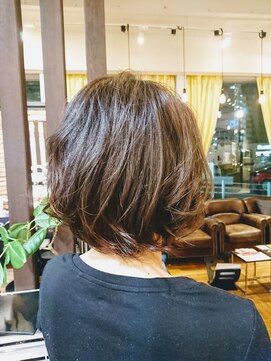 ウノプリール 京橋店(uno pulir) フォギーショートボブ