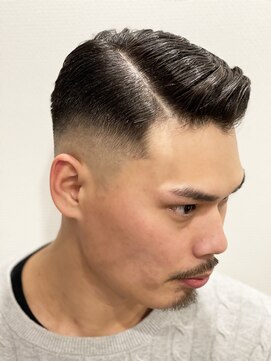 銀座マツナガ 神田店 30代40代メンズ刈り上げフェード短髪バーバースタイルワイルド