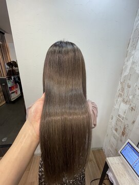 ハグ 横浜(HUG) ロングはツヤが命！！毛先まで潤いを残してツルツルに☆