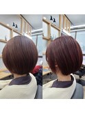 ショートボブ×ピンクベージュ