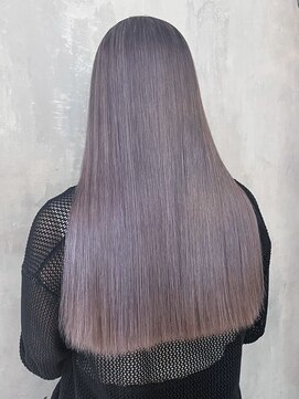 アイティーバイアルバム 下北沢店(IT by ALBUM) ラベンダーシルバーロング_ハッシュカットフルバング_ba477701
