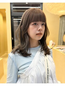 スニュウ(snuw) 切りっぱなしボブ小顔カットグレージュミルクティ