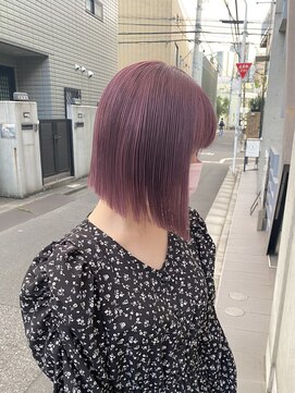フリーラ 表参道(freera) @kamiishi_freera 切りっぱなしボブ ピンクバイオレット