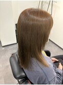 ベージュアッシュ