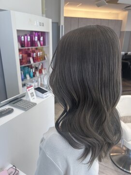 アヴァンス 広島本通店(AVANCE.) 透明感グレージュカラー