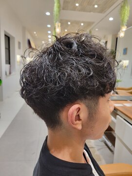 アース 長崎時津店(HAIR&MAKE EARTH) スパイラルパーマ
