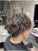 重めでくっきりとした波打ち！束感ショートツイストスパイラル！