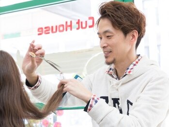 カットハウス エムジー 高石店(Cut House MG)の写真/《親子ペアカットクーポンあり♪》幅広い世代のリピーター多数！家族で通えるアットホームサロン◇