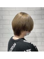 ビスイル 秋葉原店(Vis ill) くびれボブミニウルフ透明感シルバーアッシュグレージュカラー