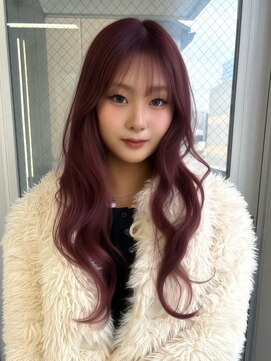 ロイオブジゼル(roi of GiseL) ロング レイヤー 顔周りカット 前髪 ラベンダー ブリーチ 艶髪