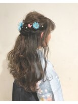 ヴァンクシー バイ ルナ(VANKCY by Luna)&nbsp;【Neolive plus 向ケ丘】くるりんぱ・編み込みハーフアップ