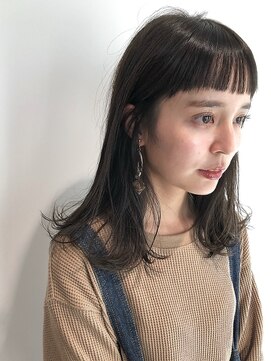 地毛風カラー切りっぱなしミディアム 渋谷 磯田 L シキ 渋谷 Siki のヘアカタログ ホットペッパービューティー