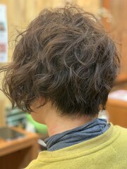 アシンメトリーツイストパーマ