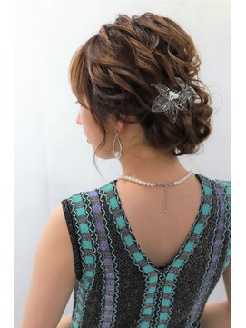 ラエラ 五反田店(laera) エアリー感のあるモテヘアレンジ/大人定番スタイル