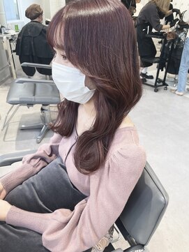 ユーフォリア 渋谷グランデ(Euphoria SHIBUYA GRANDE) 小顔カットでくびれる顔周り