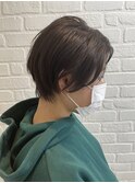 ブルーグレージュ×大人ボブパーマ×前髪なしショート×ウルフ