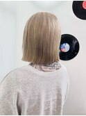 ミルクティーベージュ