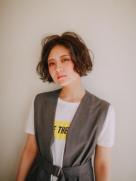スタリー(Starry) カール×ボブ/20代/30代/40代/ハレマチ通り