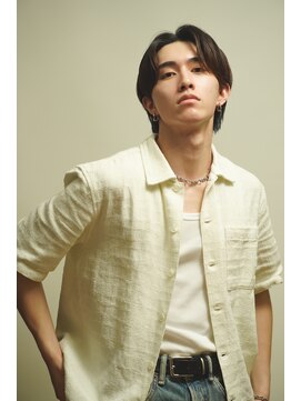 セカンドルーム ティーシーヘアー(2nd room TC hair) キレイめセンターパート