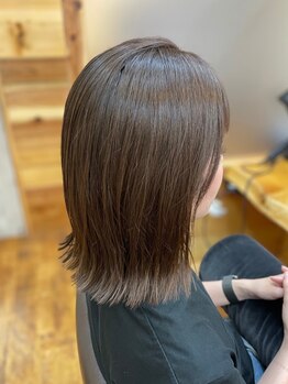 ハース(HEARTH)の写真/カラーによるパサつき・気になる白髪のカバーもツヤ髪に仕上げます♪ツヤ髪カラーを体感して下さい！