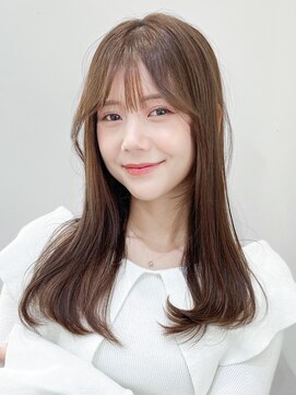 レア 表参道(L'ea) 黒髪クラゲヘアーオリーブグレー小顔ココアベージュ