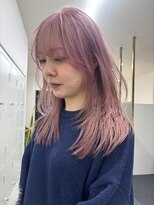 エトワール(ETOILE)&nbsp;ピンクベージュ/レイヤーカット/ミディアム/ブリーチ/ハイトーン